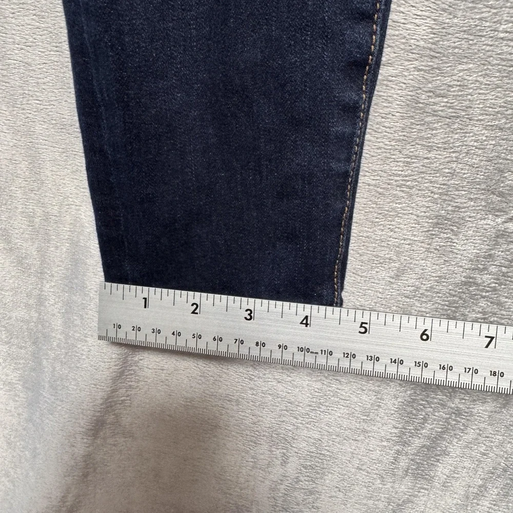 American Eagle Jeans Womens 4 X Short Dark Wash Super Stretch X Distressed‎